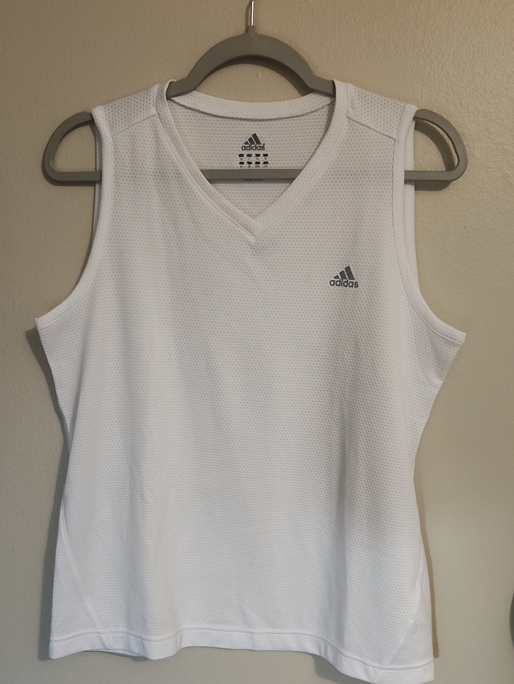 Adidas White Mesh Athletic Top Size LARGE